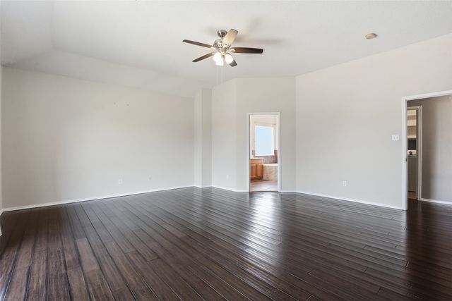 600 Prairie Gulch Drive, Fort Worth, TX 76140