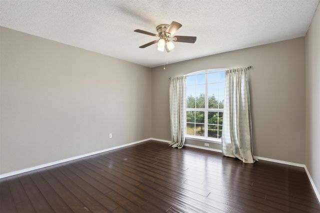 600 Prairie Gulch Drive, Fort Worth, TX 76140