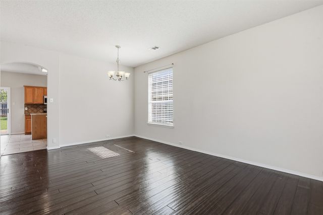 600 Prairie Gulch Drive, Fort Worth, TX 76140