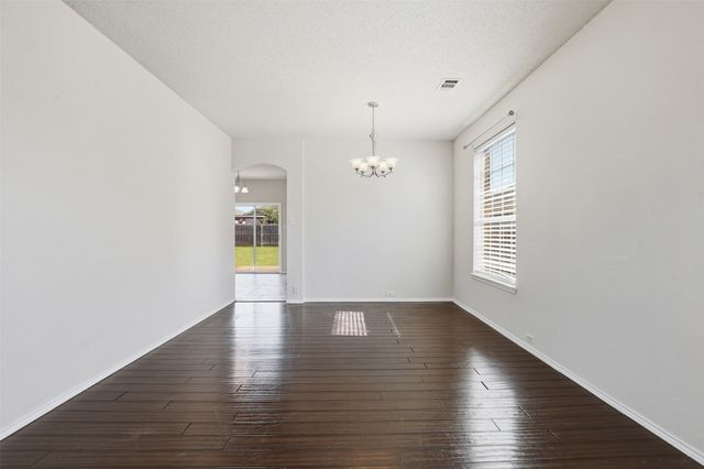 600 Prairie Gulch Drive, Fort Worth, TX 76140