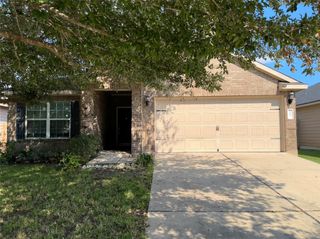 303 Pine Mist Lane, Conroe, TX 77304