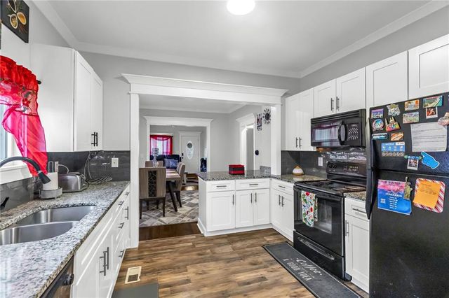 419 Wallace Avenue, Kansas City, MO 64125