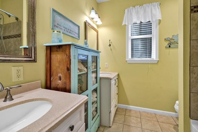 7 Gun Bluff Road, Edisto Island, SC 29438