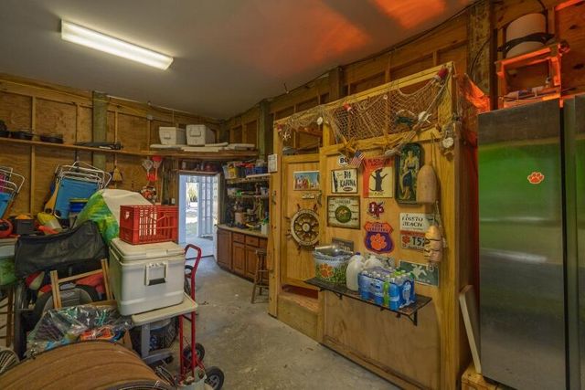 7 Gun Bluff Road, Edisto Island, SC 29438