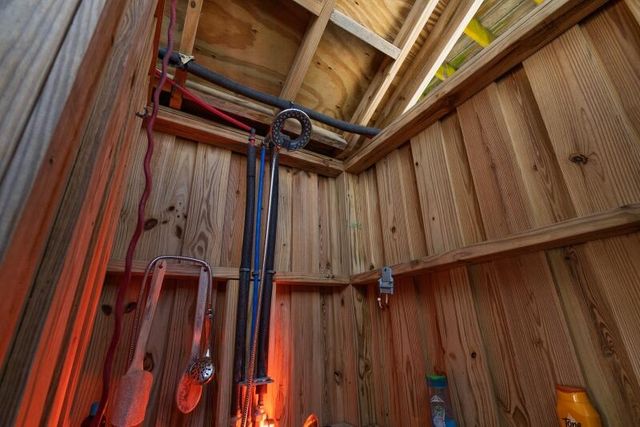 7 Gun Bluff Road, Edisto Island, SC 29438