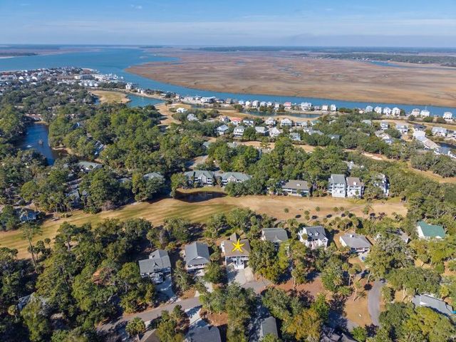 7 Gun Bluff Road, Edisto Island, SC 29438