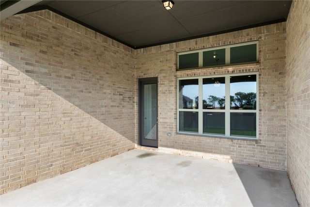 1418 Colorado Road, Van Alstyne, TX 75495