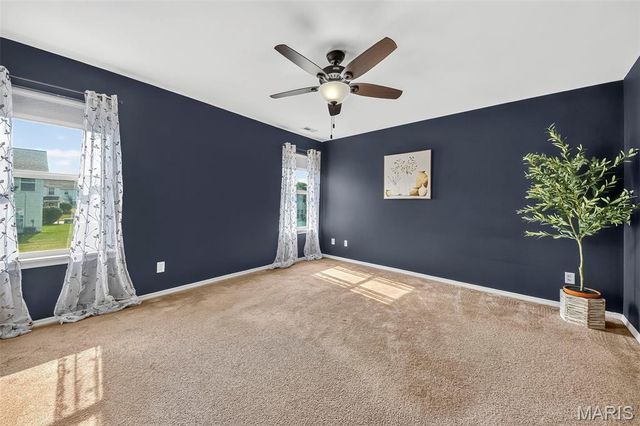 210 Homeshire Circle 55, Wentzville, MO 63385
