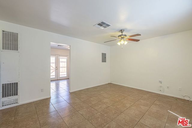 43033 39th Street, Lancaster, CA 93536