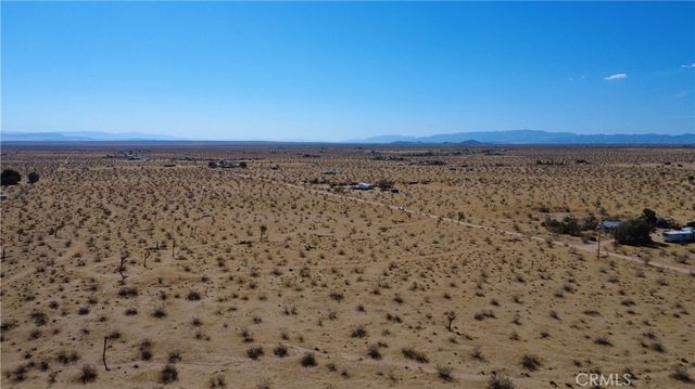 59860 Stearman, Landers, CA 92285