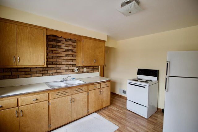 2196 79th STREET, West Allis, WI 53219