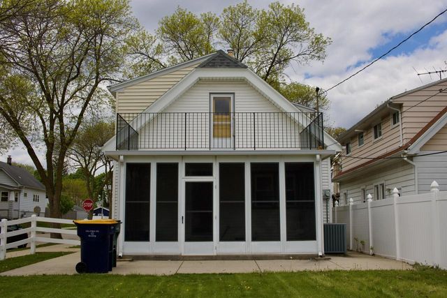 2196 79th STREET, West Allis, WI 53219