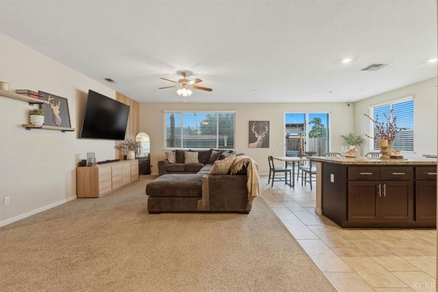 1161 Greenbrier Drive, Hanford, CA 93230