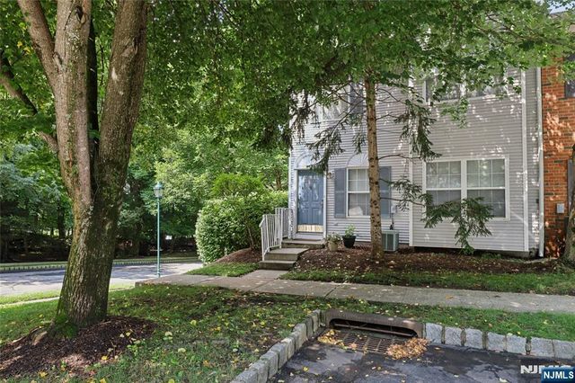 2053 Charles Court, Mahwah, NJ 07430