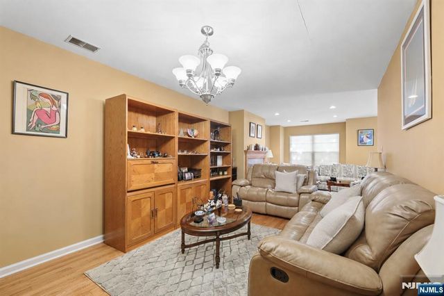 2053 Charles Court, Mahwah, NJ 07430