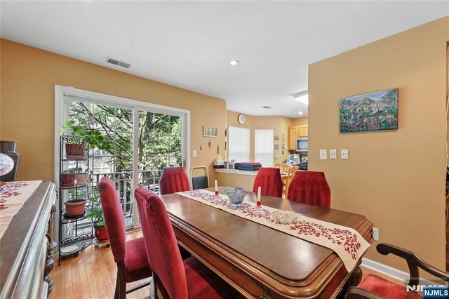 2053 Charles Court, Mahwah, NJ 07430