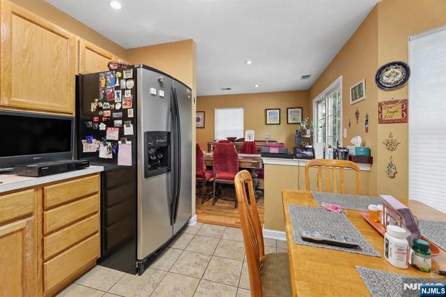 2053 Charles Court, Mahwah, NJ 07430