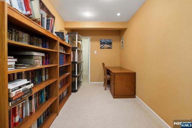2053 Charles Court, Mahwah, NJ 07430
