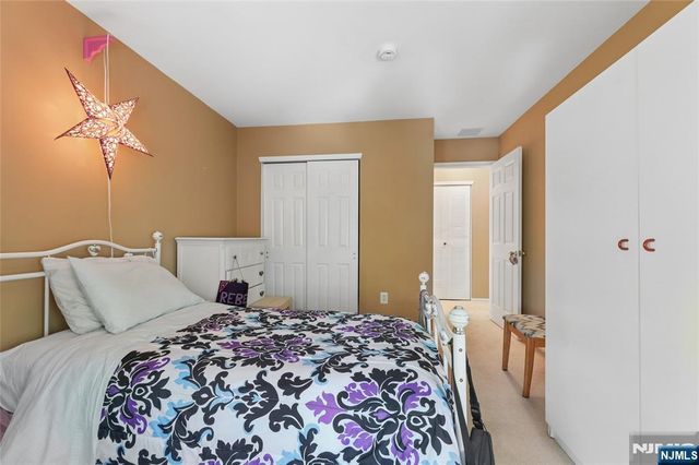 2053 Charles Court, Mahwah, NJ 07430