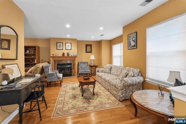 2053 Charles Court, Mahwah, NJ 07430