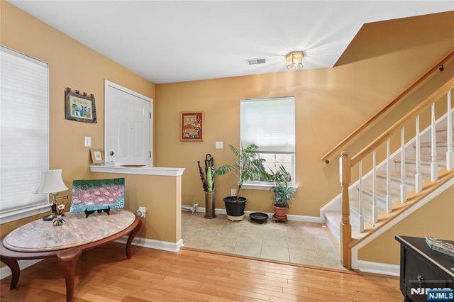 2053 Charles Court, Mahwah, NJ 07430
