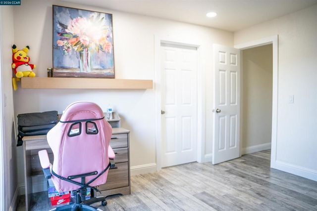 348 Valle Vista Ave, Vallejo, CA 94590