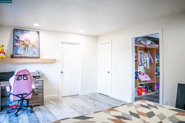 348 Valle Vista Ave, Vallejo, CA 94590