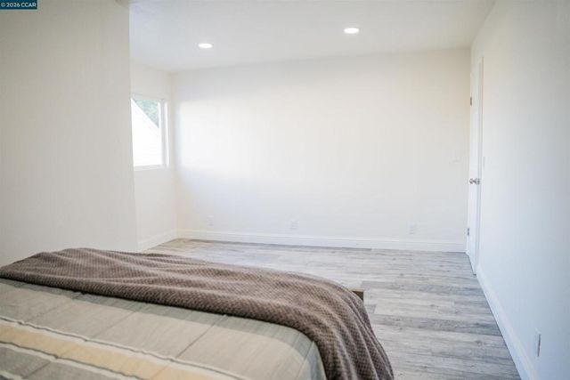 348 Valle Vista Ave, Vallejo, CA 94590