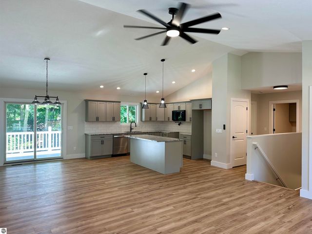 1066 Birmley Estates Drive, Traverse City, MI 49696