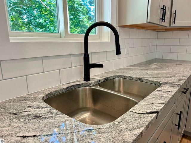 1066 Birmley Estates Drive, Traverse City, MI 49696