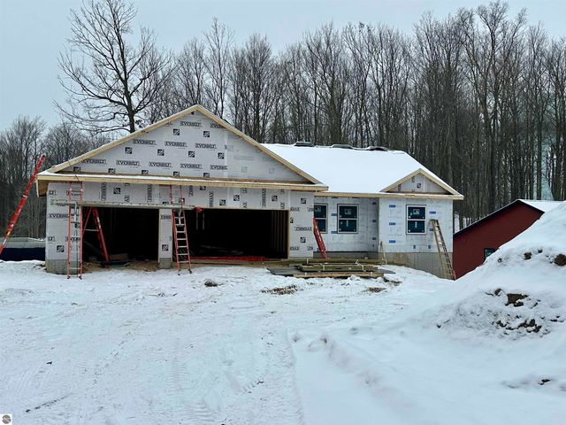 1066 Birmley Estates Drive, Traverse City, MI 49696