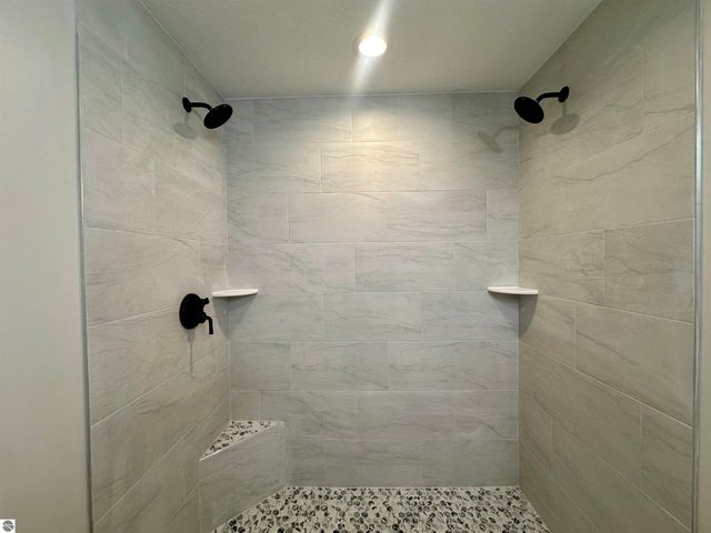 1066 Birmley Estates Drive, Traverse City, MI 49696