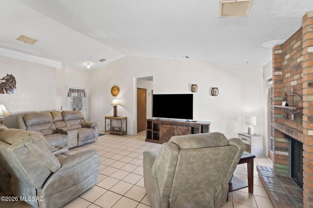 5422 S Newhall Drive, Tucson, AZ 85746