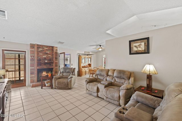 5422 S Newhall Drive, Tucson, AZ 85746