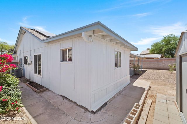 5422 S Newhall Drive, Tucson, AZ 85746