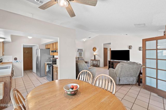 5422 S Newhall Drive, Tucson, AZ 85746