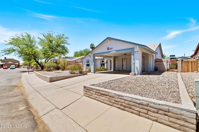 5422 S Newhall Drive, Tucson, AZ 85746