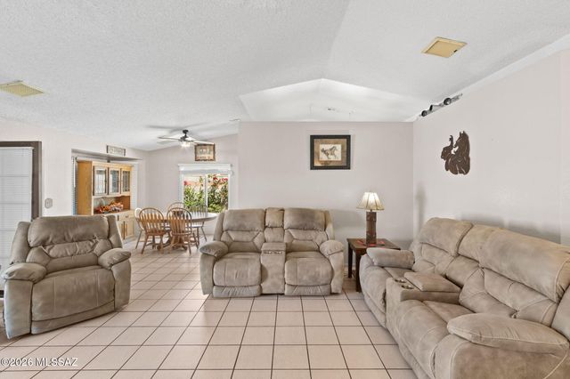 5422 S Newhall Drive, Tucson, AZ 85746