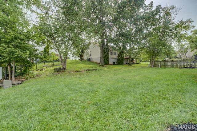 1094 Harness Drive, St Charles, MO 63304