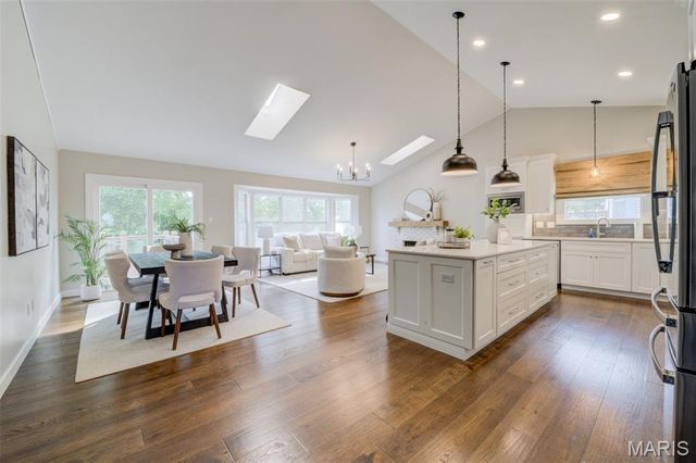 1094 Harness Drive, St Charles, MO 63304