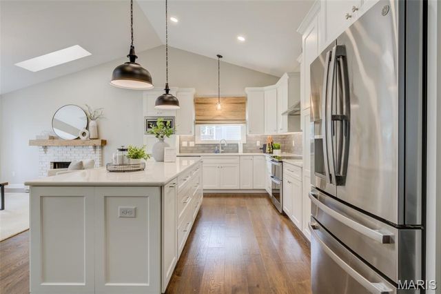 1094 Harness Drive, St Charles, MO 63304