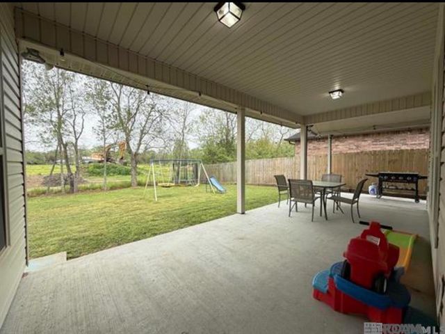 13238 Babin Estates Dr, Gonzales, LA 70737