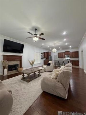 13238 Babin Estates Dr, Gonzales, LA 70737