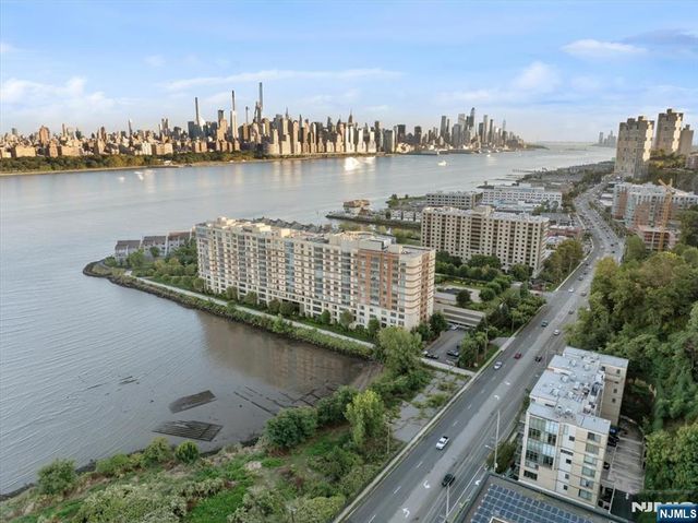 8100 River Road 209, North Bergen, NJ 07047