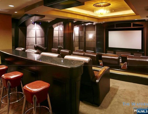 8100 River Road 209, North Bergen, NJ 07047