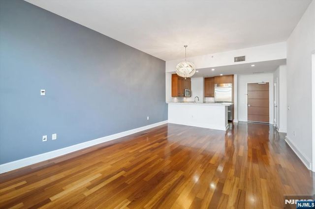 8100 River Road 209, North Bergen, NJ 07047