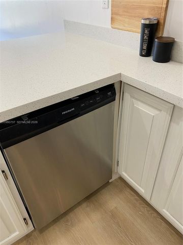 1280 S Alhambra Cir 1421, Coral Gables, FL 33146