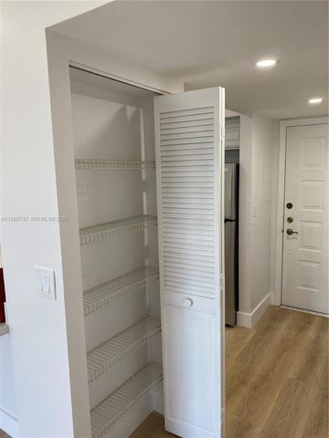 1280 S Alhambra Cir 1421, Coral Gables, FL 33146