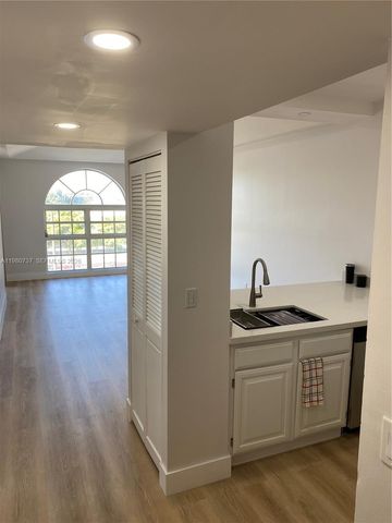 1280 S Alhambra Cir 1421, Coral Gables, FL 33146