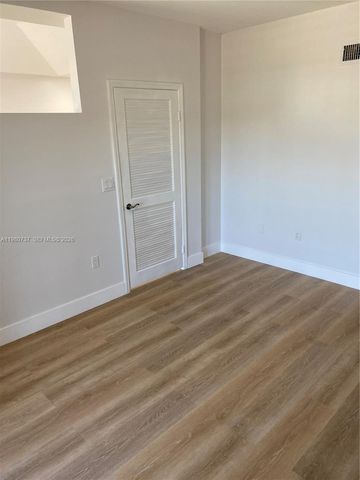 1280 S Alhambra Cir 1421, Coral Gables, FL 33146